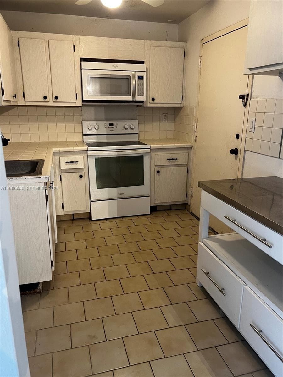 10000 W Bay Harbor Dr # PH4, Bay Harbor Islands, FL 33154 photo 8