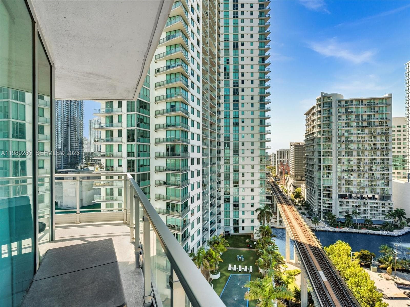 90 SW 3rd St # 2013, Miami, FL 33130 photo 13