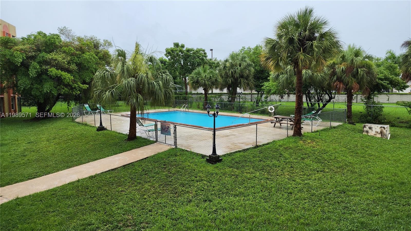 9405 W Flagler St # D204, Miami, FL 33174 photo 6