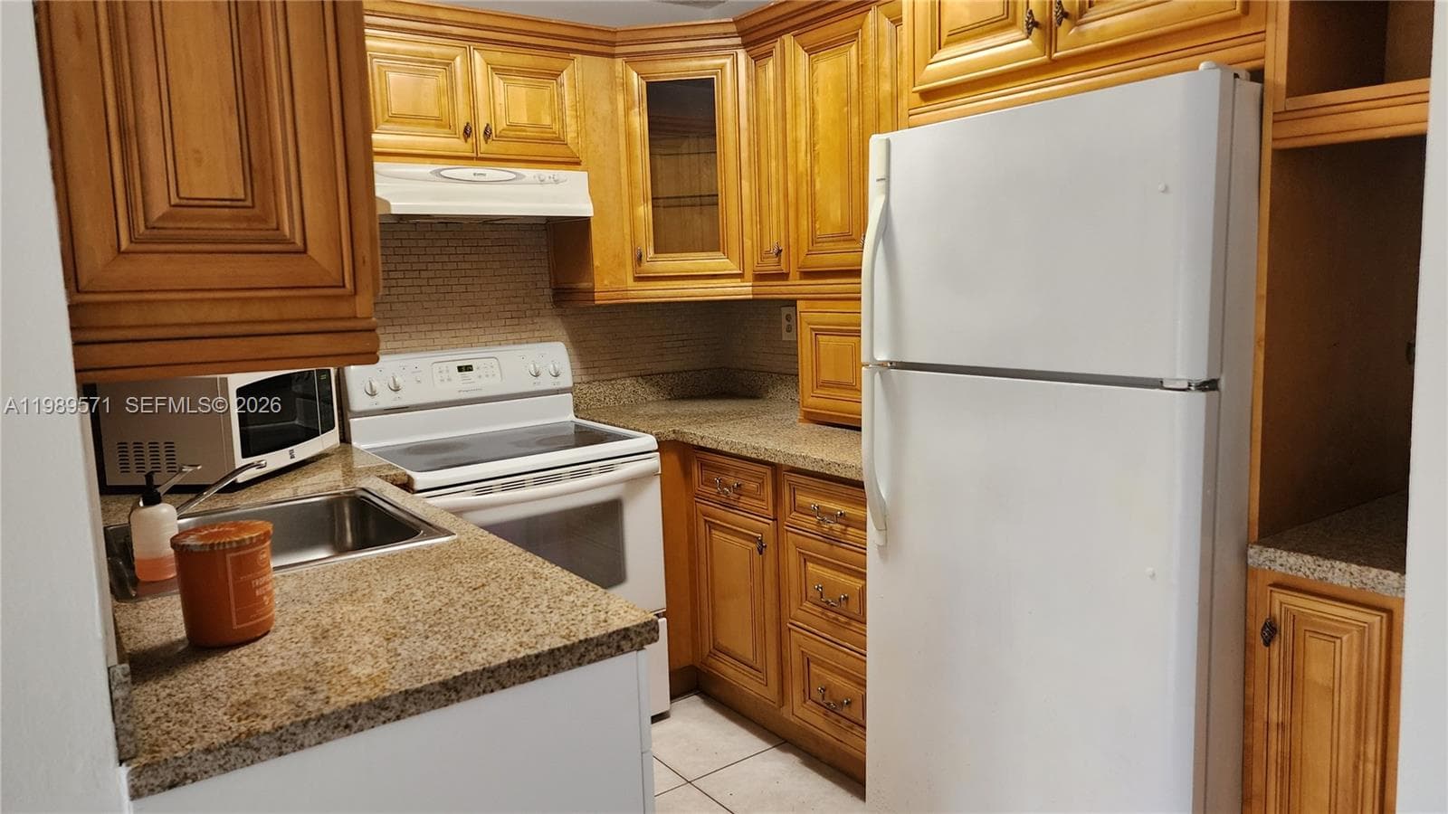 9405 W Flagler St # D204, Miami, FL 33174 photo 12