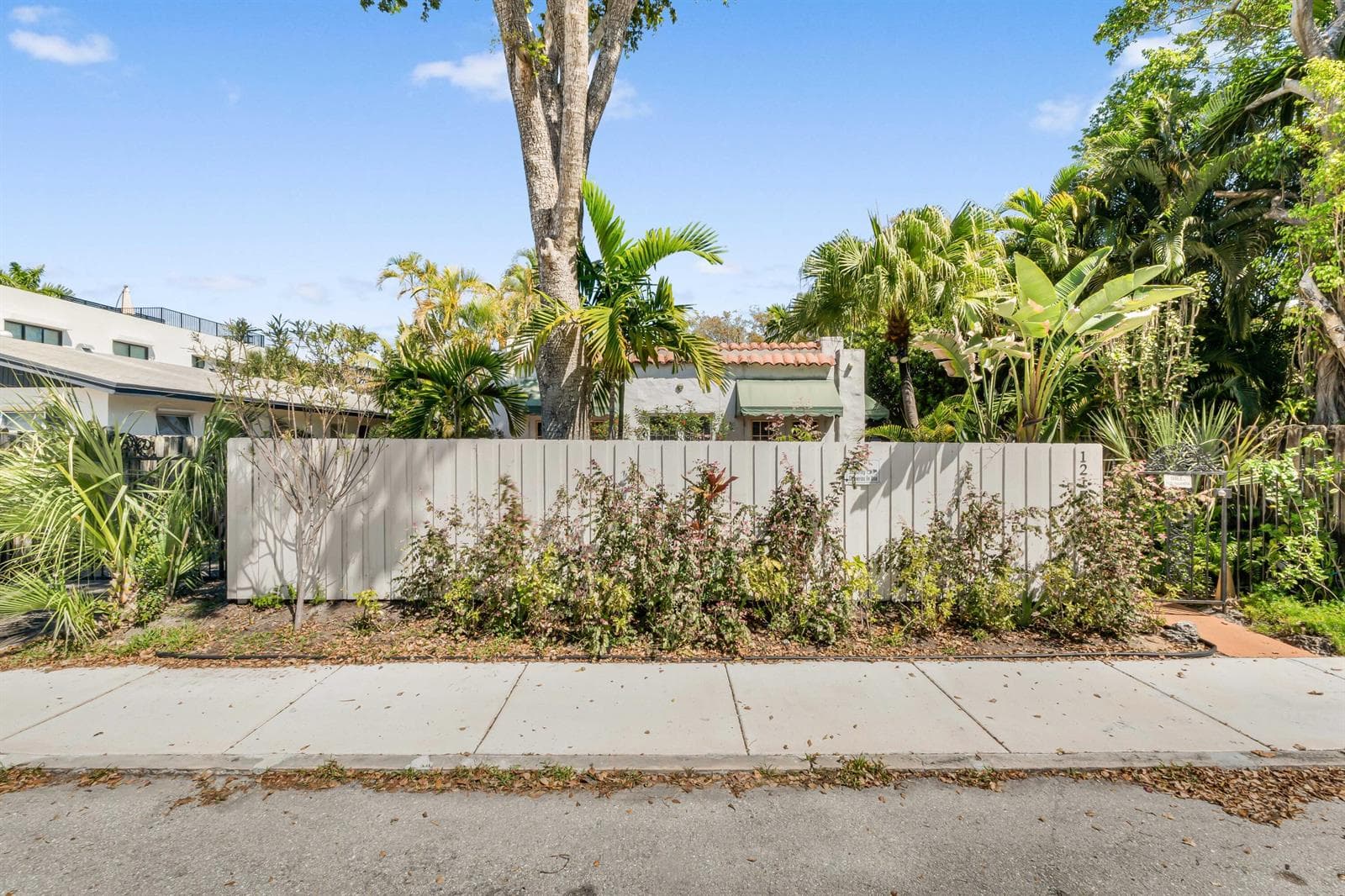 1217 SE 1st Street, Fort Lauderdale, FL 33301