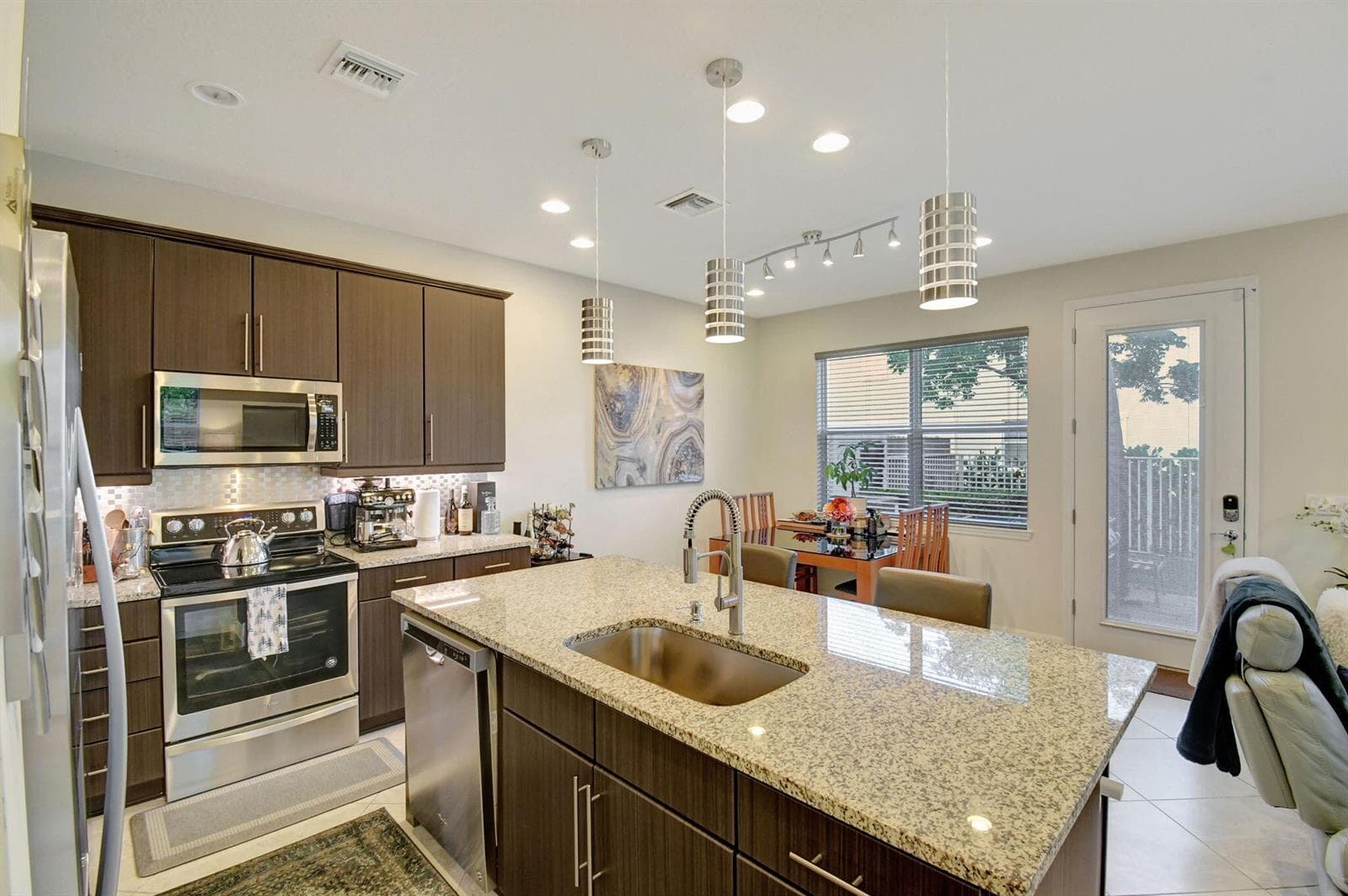 1105 Banyan Drive, Hollywood, FL 33021 photo 12