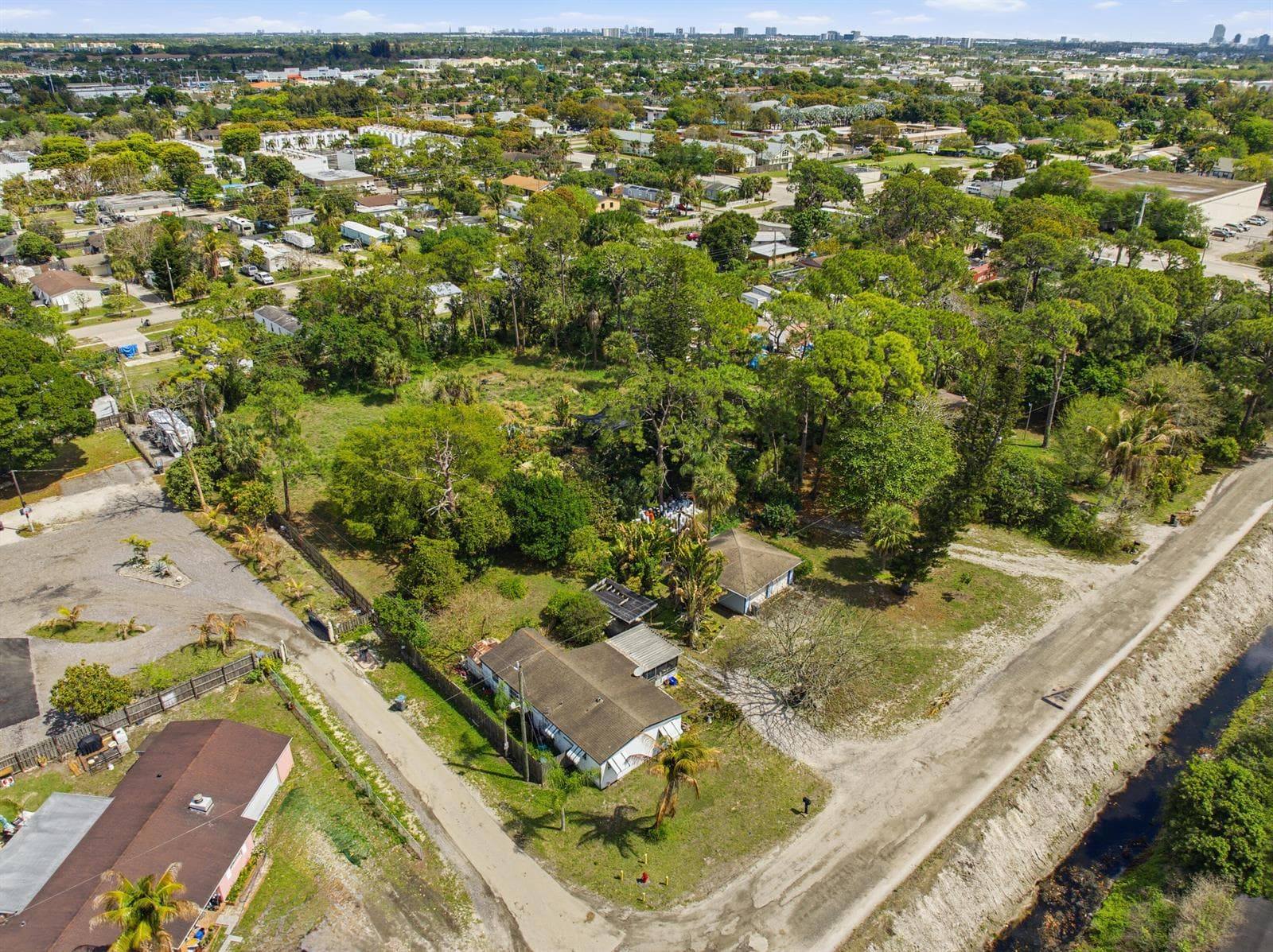 5133 Pine Grove Drive N, West Palm Beach, FL 33417 photo 13