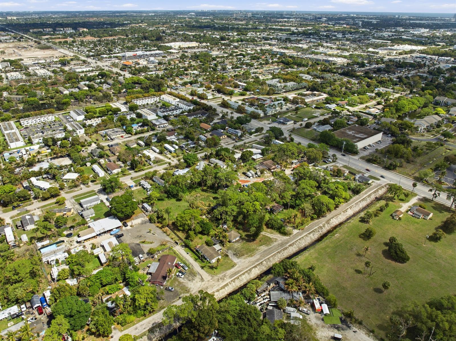 5133 Pine Grove Drive N, West Palm Beach, FL 33417 photo 4
