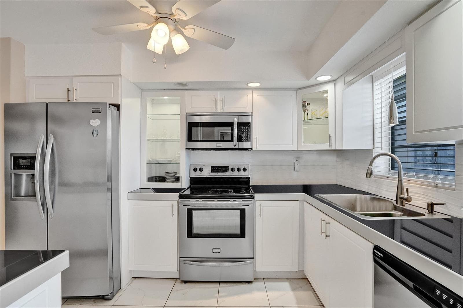 5860 NW 44th Street # 603, Lauderhill, FL 33319 photo 3
