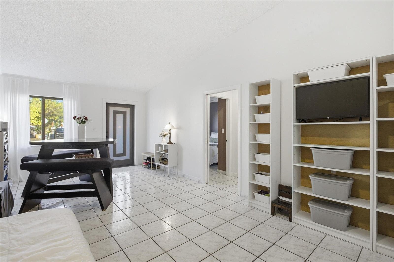 5465 W 27th Lane, Hialeah, FL 33016 photo 6