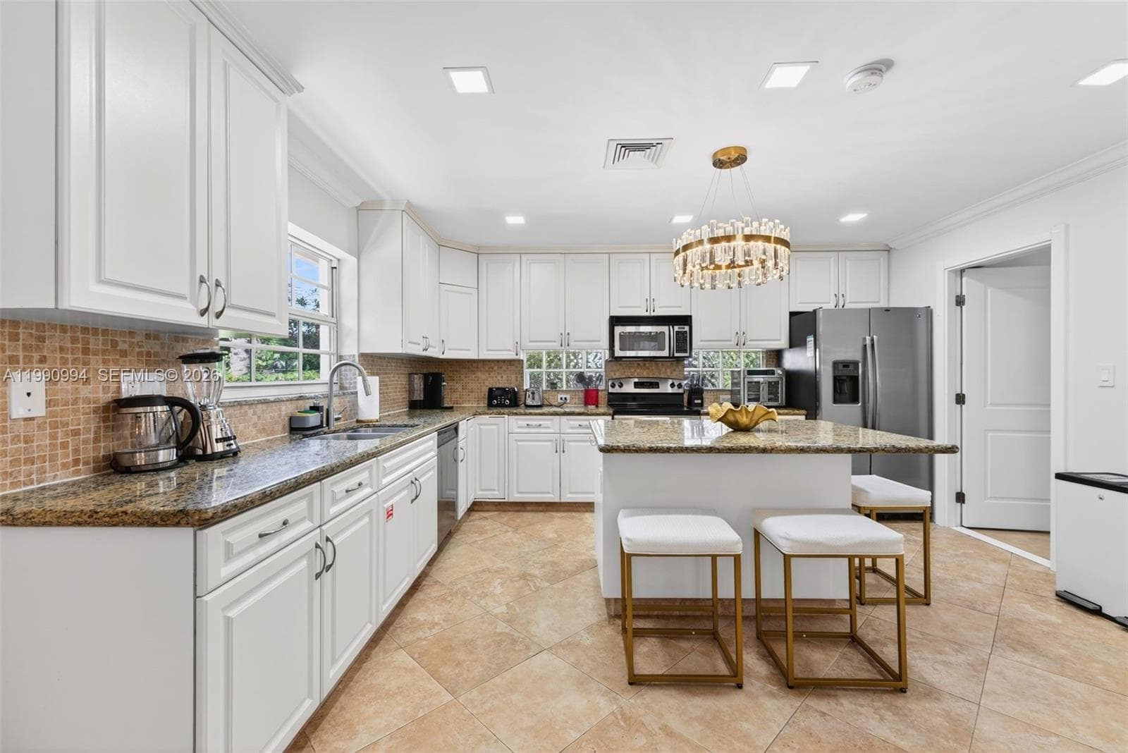 1661 Bel Air Ave, Lauderdale By The Sea, FL 33062 photo 8