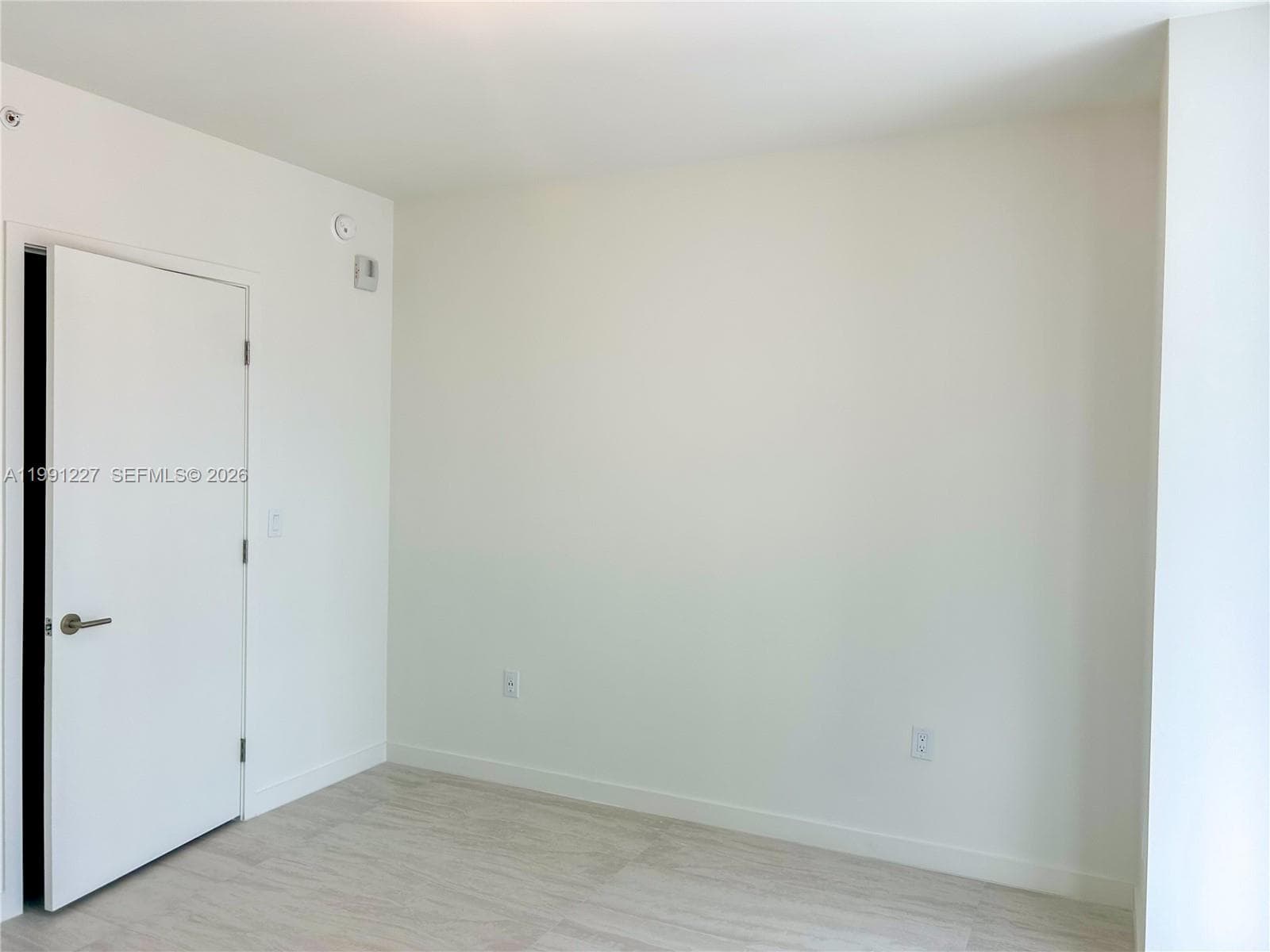 77 SE 5TH ST. # 3614, Miami, FL 33131 photo 12