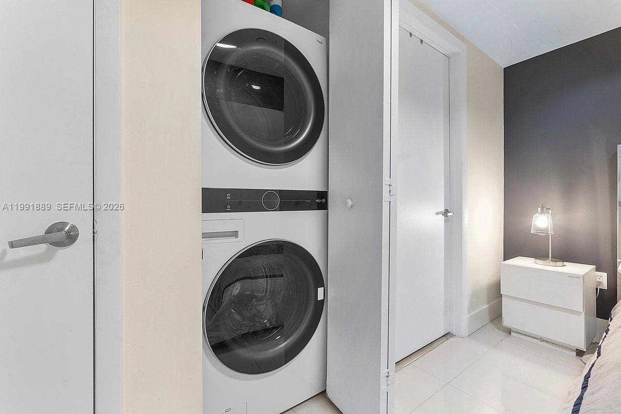 465 Brickell Ave # 3905, Miami, FL 33131 photo 13