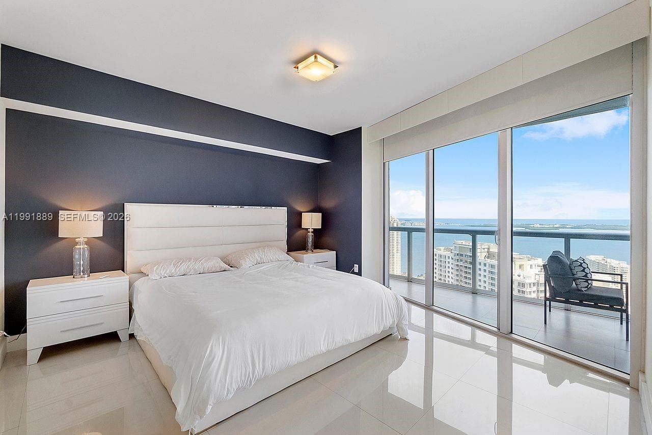 465 Brickell Ave # 3905, Miami, FL 33131 photo 5
