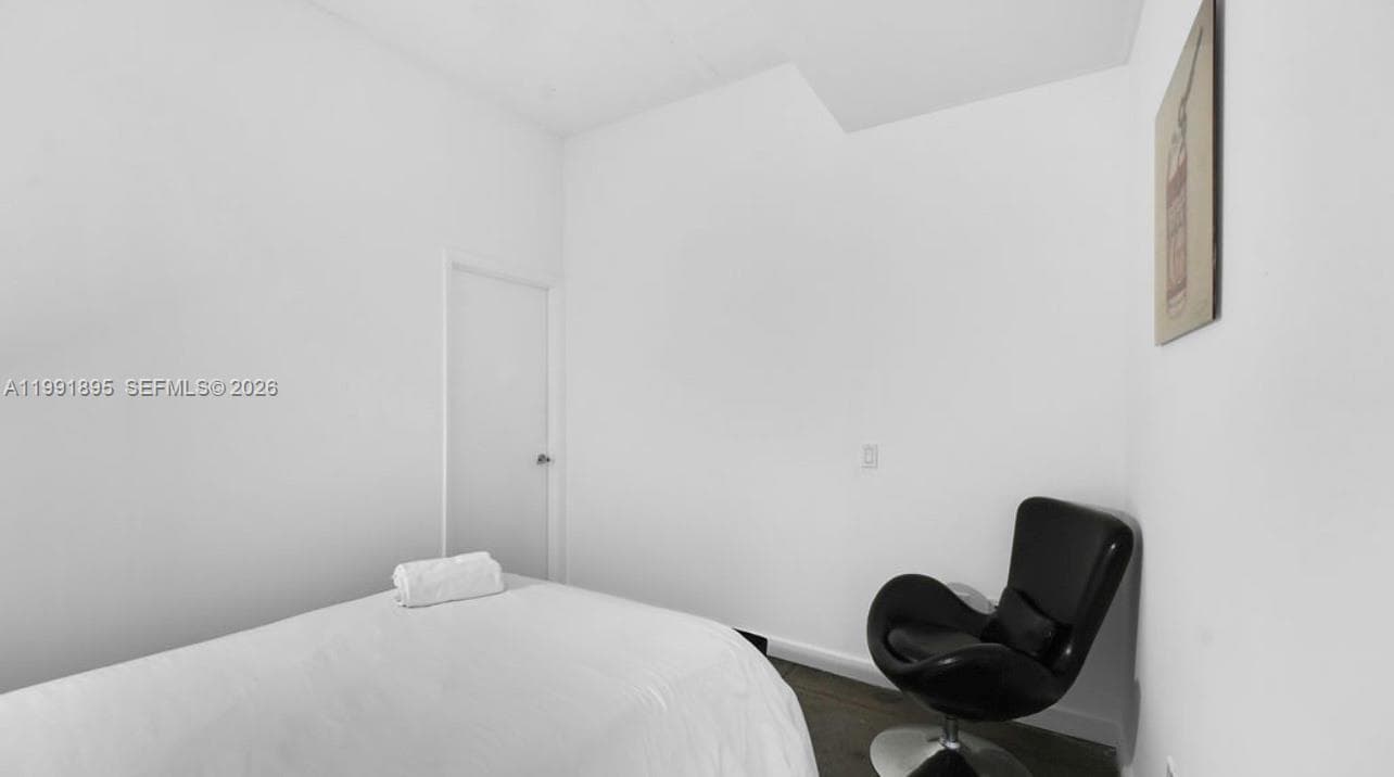 151 SE 1st St # 2411, Miami, FL 33131 photo 13