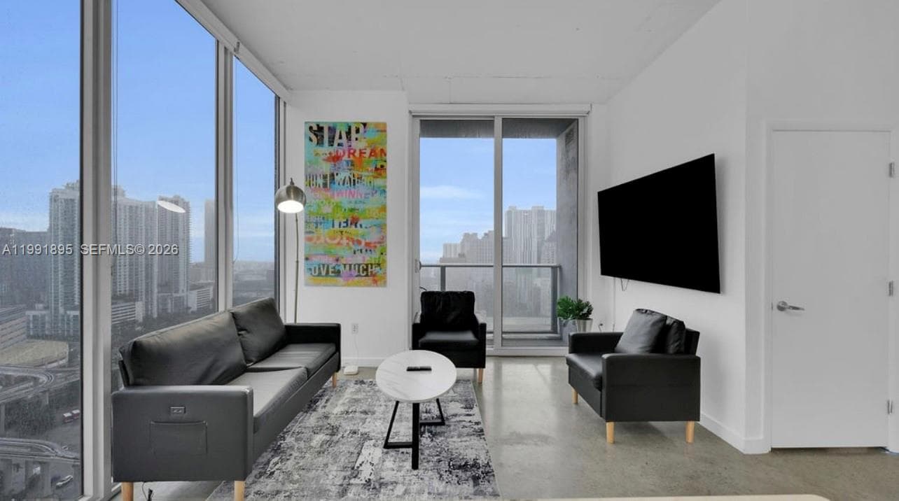 151 SE 1st St # 2411, Miami, FL 33131 photo 9