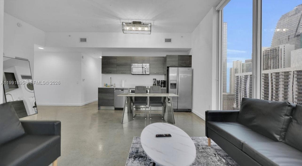 151 SE 1st St # 2411, Miami, FL 33131 photo 11