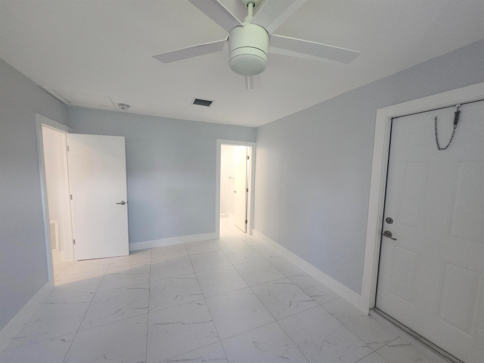511 N 60th Way # East Apartment, Hollywood, FL 33024 photo 11