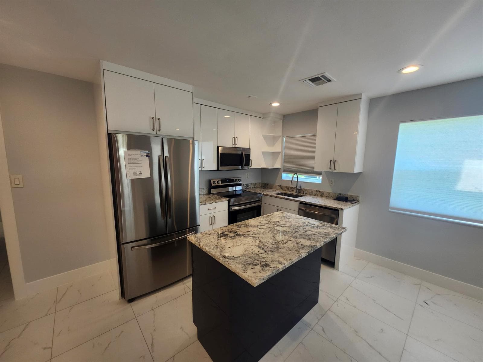 511 N 60th Way # East Apartment, Hollywood, FL 33024 photo 8