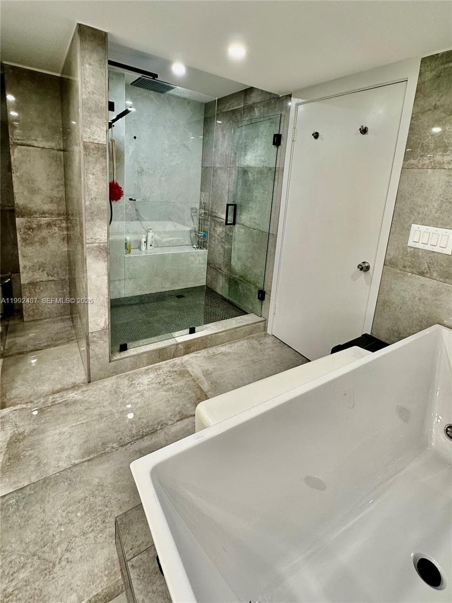 19667 Turnberry Way # 22E, Aventura, FL 33180 photo 12