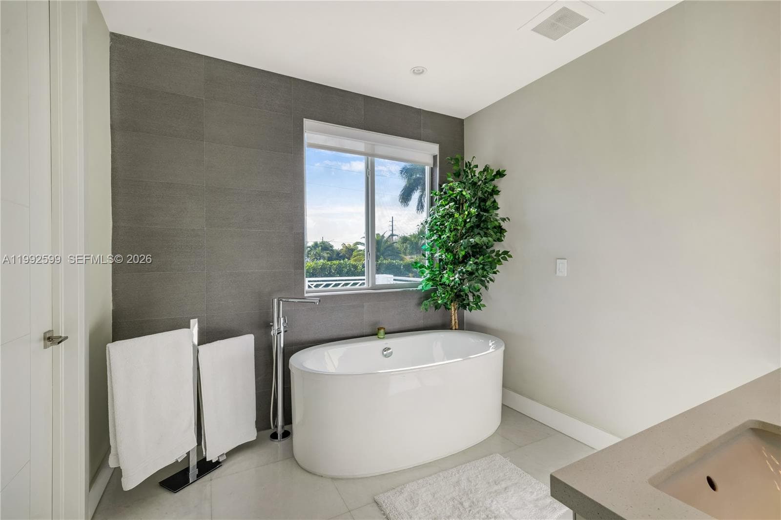 5602 SW 65th Ct, South Miami, FL 33143 photo 10