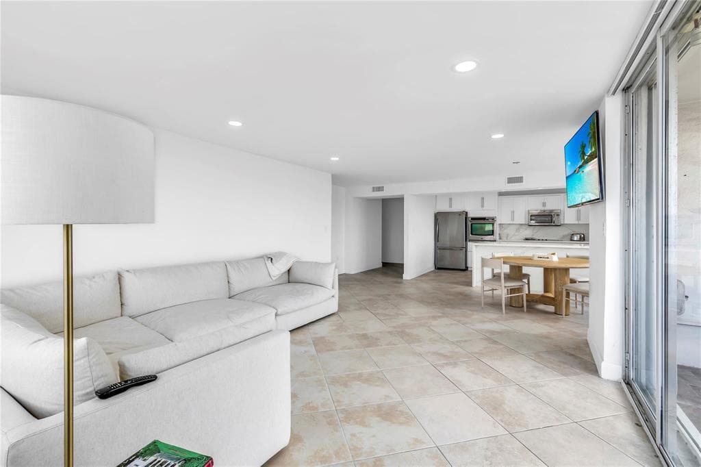 2750 NE 183rd Street # 2202, Aventura, FL 33160 photo 13