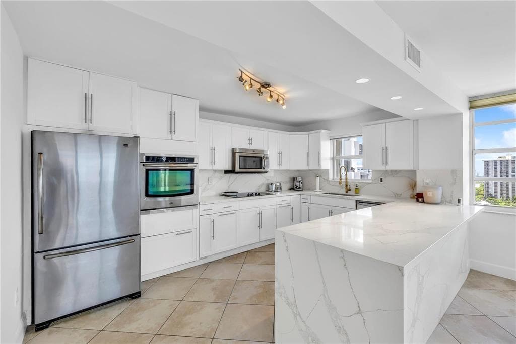 2750 NE 183rd Street # 2202, Aventura, FL 33160 photo 11