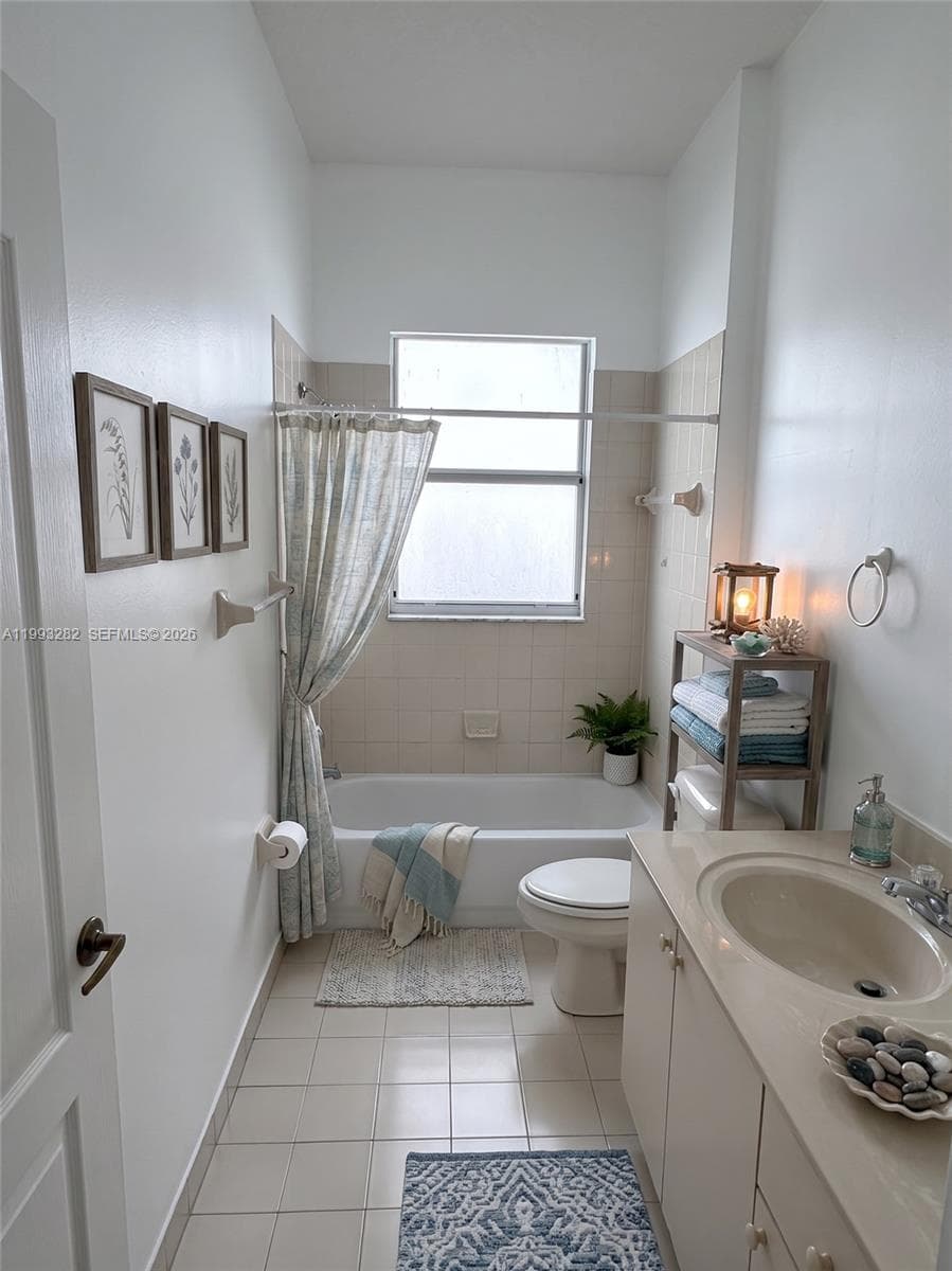 3951 NE 11th Dr, Homestead, FL 33033 photo 5