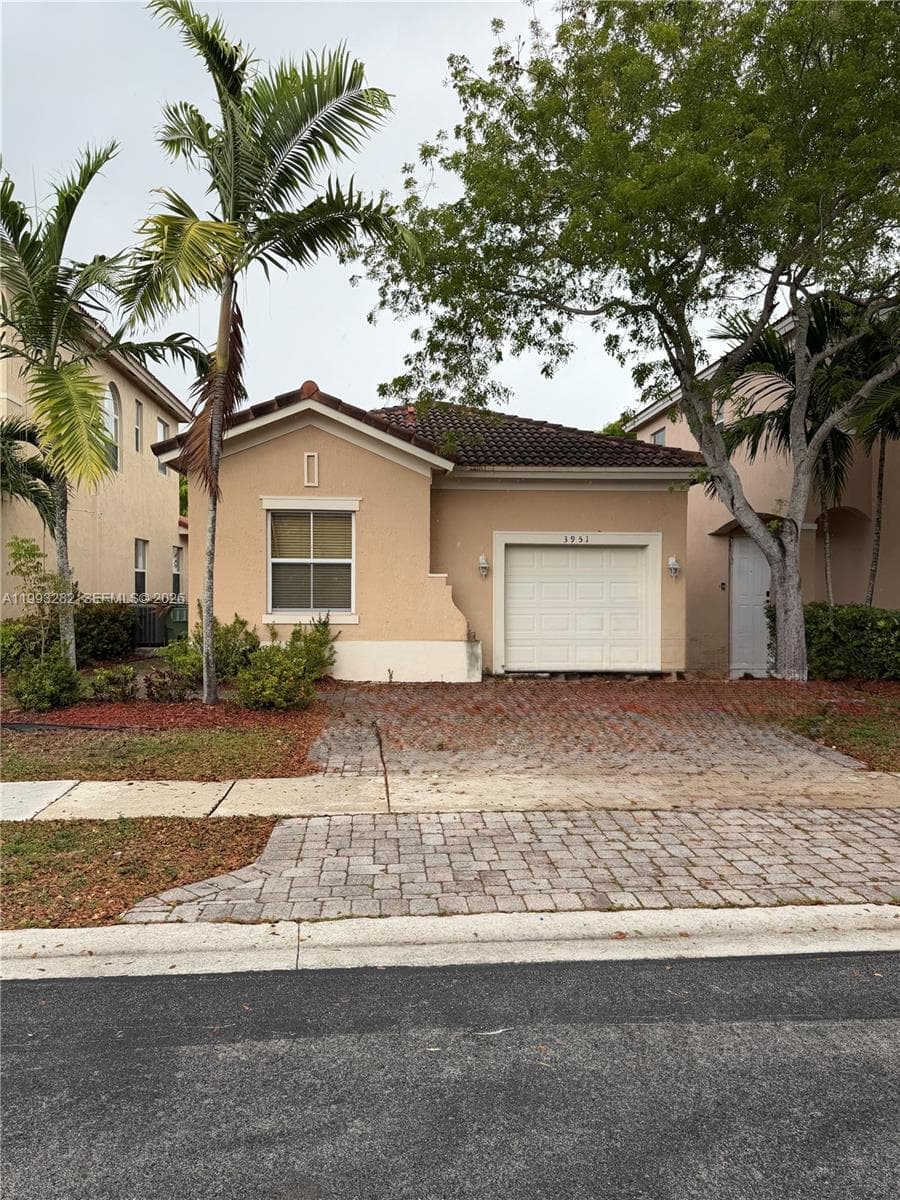 3951 NE 11th Dr, Homestead, FL 33033 photo 8