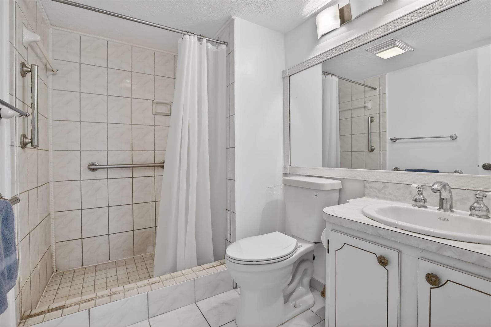 8921 S Hollybrook Boulevard # 209, Pembroke Pines, FL 33025 photo 6