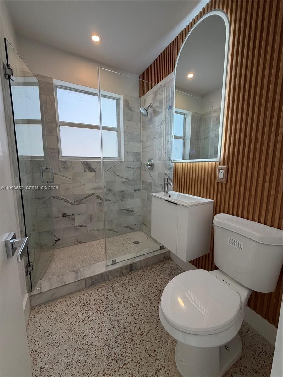 2784 SW 31st Pl, Miami, FL 33133 photo 11