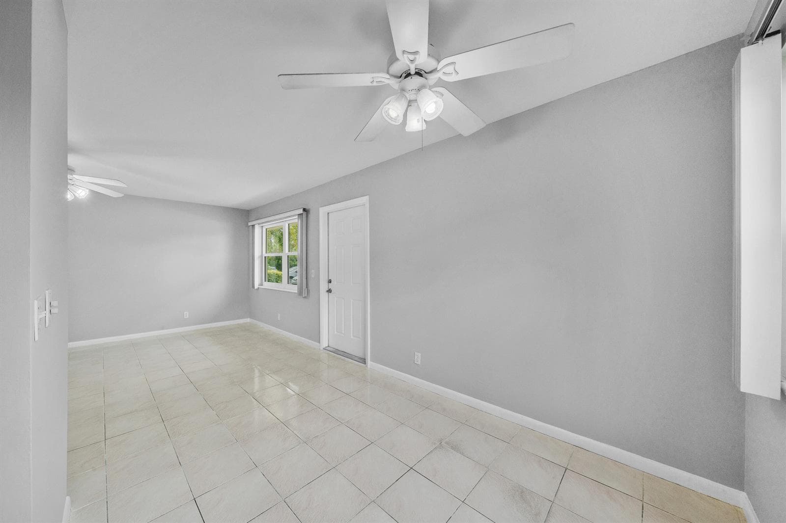 49 Hastings # D, West Palm Beach, FL 33417 photo 12