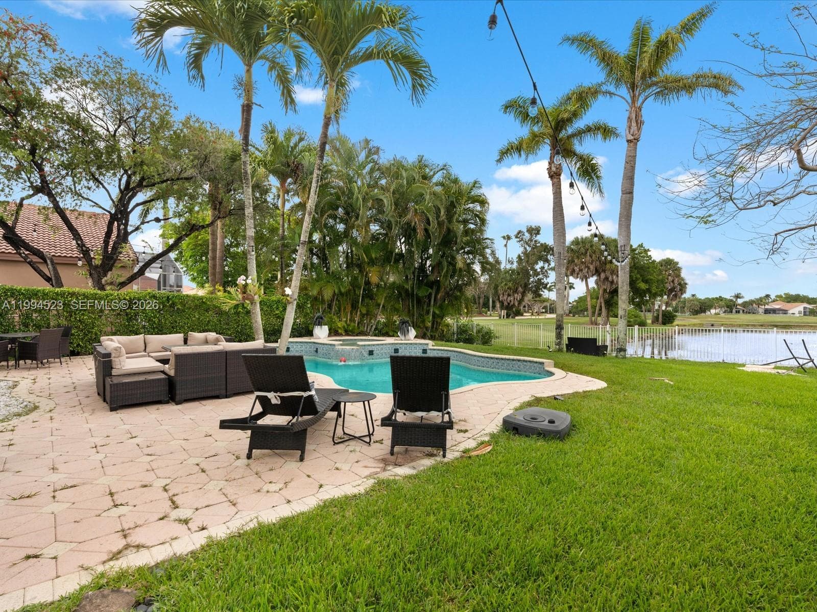 1607 SW 157th Ave, Pembroke Pines, FL 33027 photo 7