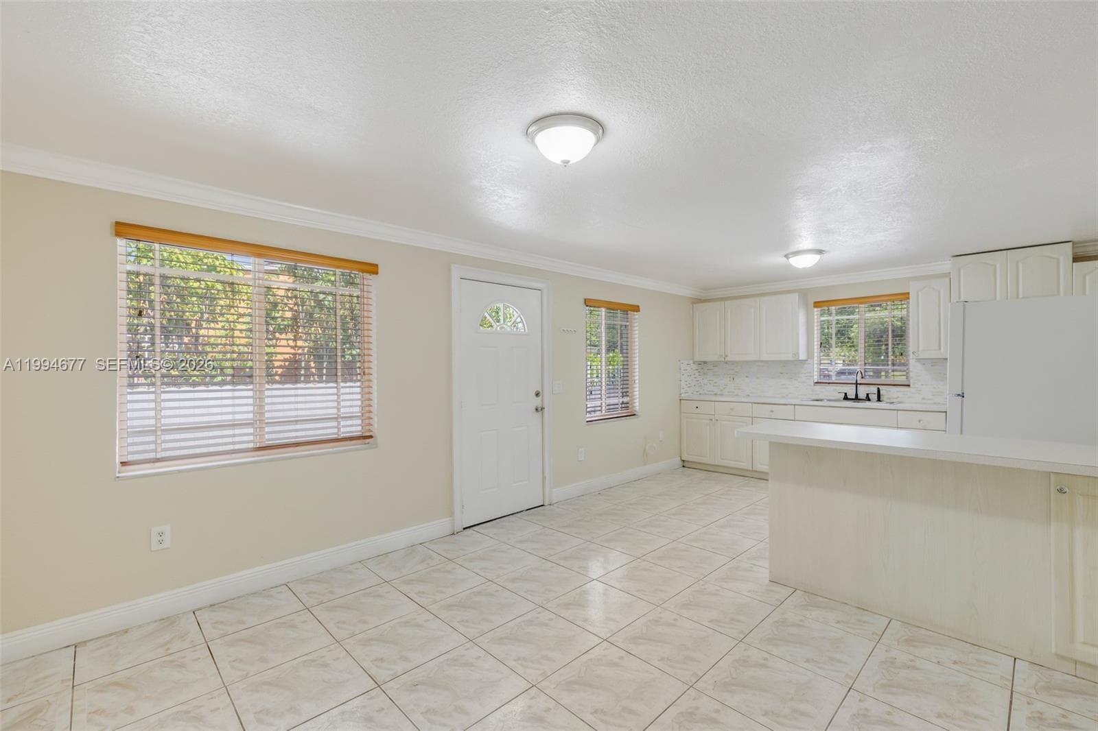 674 W 23rd St, Hialeah, FL 33010 photo 9