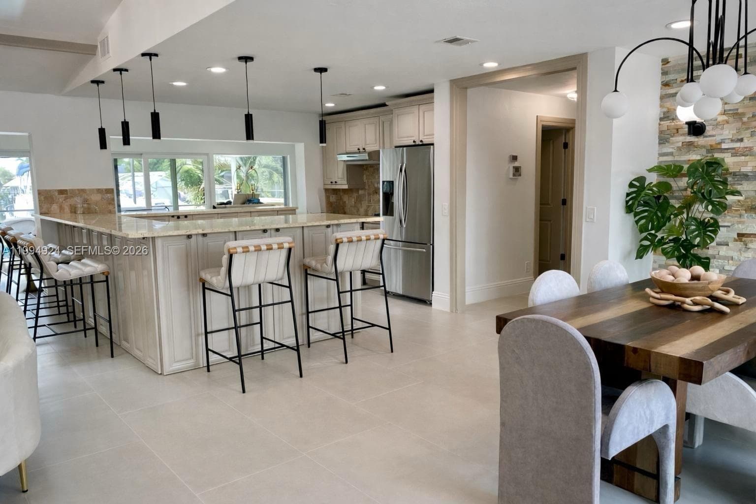 808 SW 52nd ST, Cape Coral, FL 33914 photo 9
