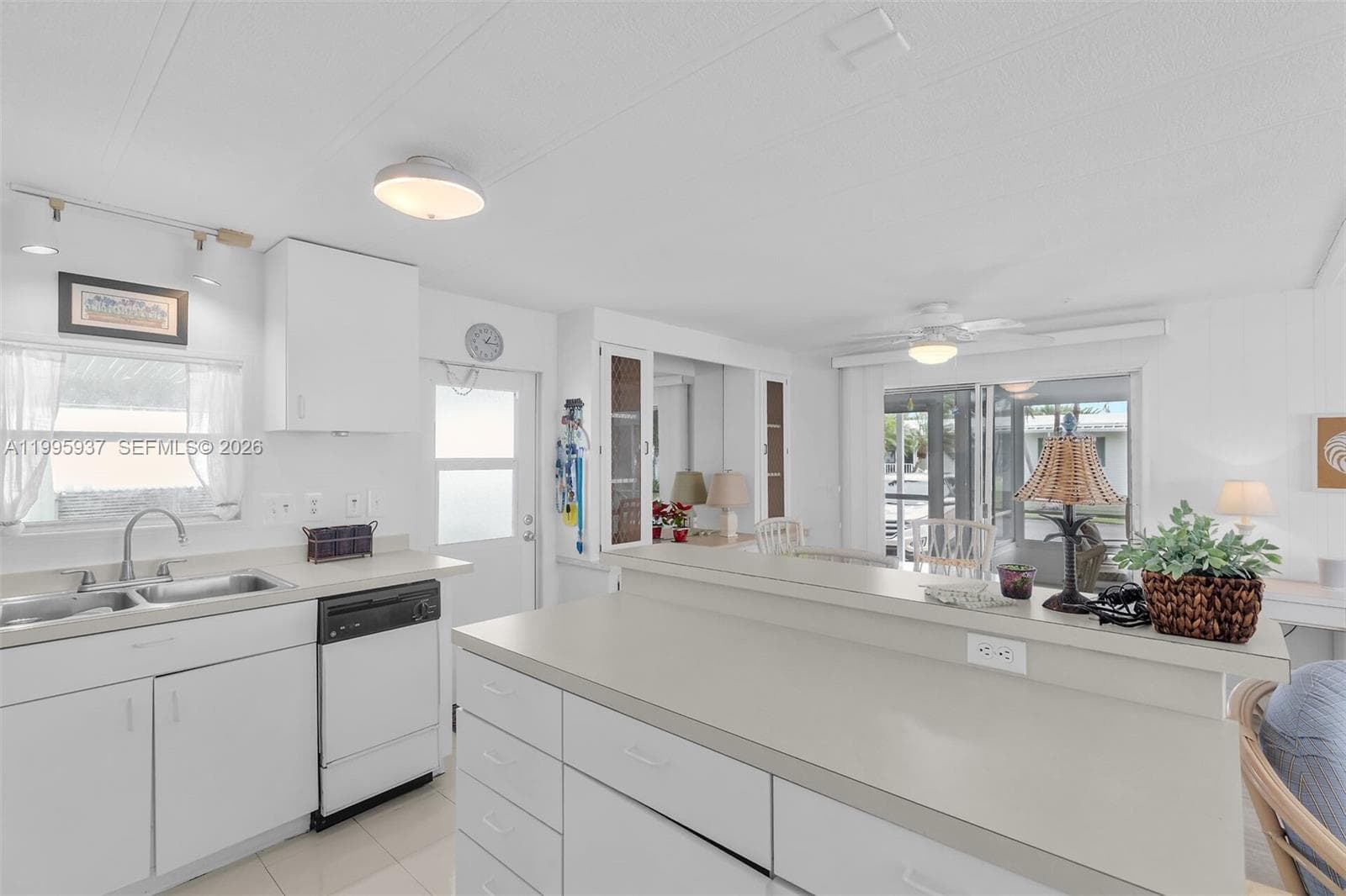 812 S Silver Cir, Key Largo, FL 33037 photo 7