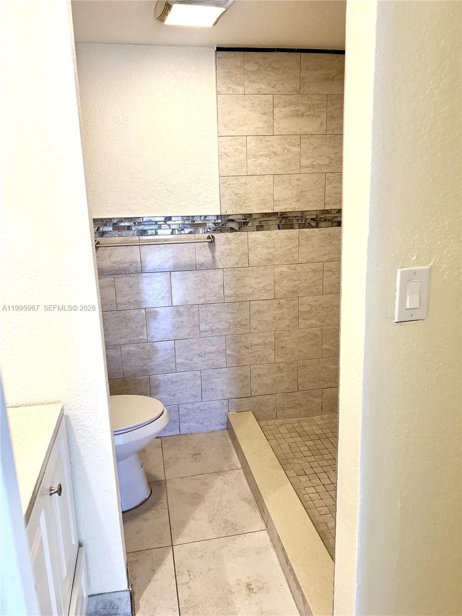 4848 NW 24th Ct # 325, Lauderdale Lakes, FL 33313 photo 13
