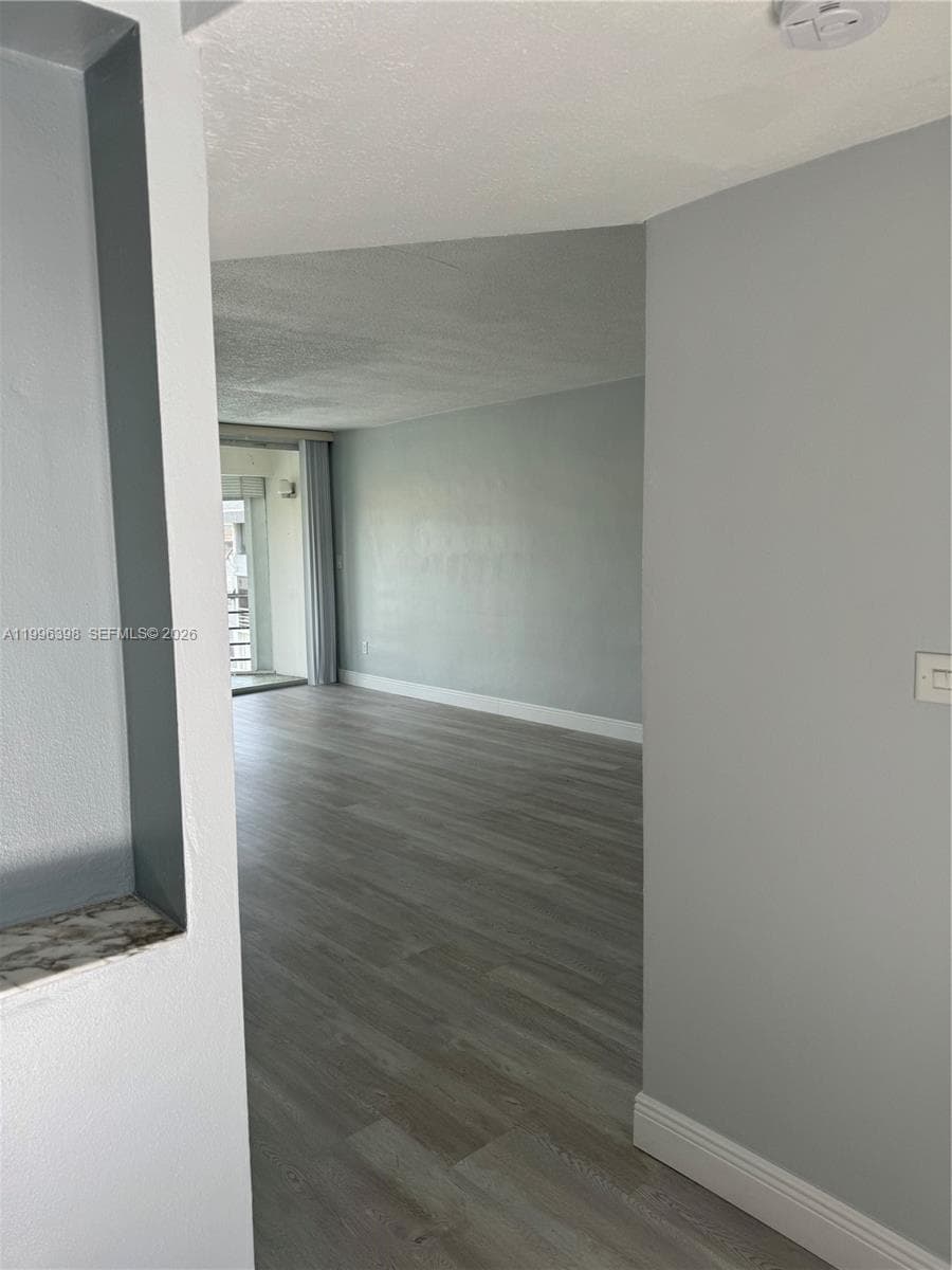 1398 NE 191st St # C305, Miami, FL 33179 photo 8