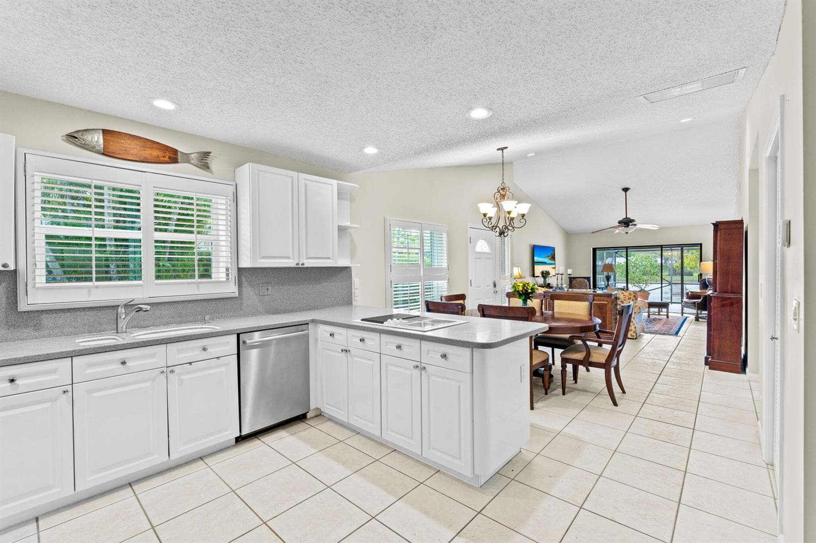 9722 Erica Court, Boca Raton, FL 33496 photo 8
