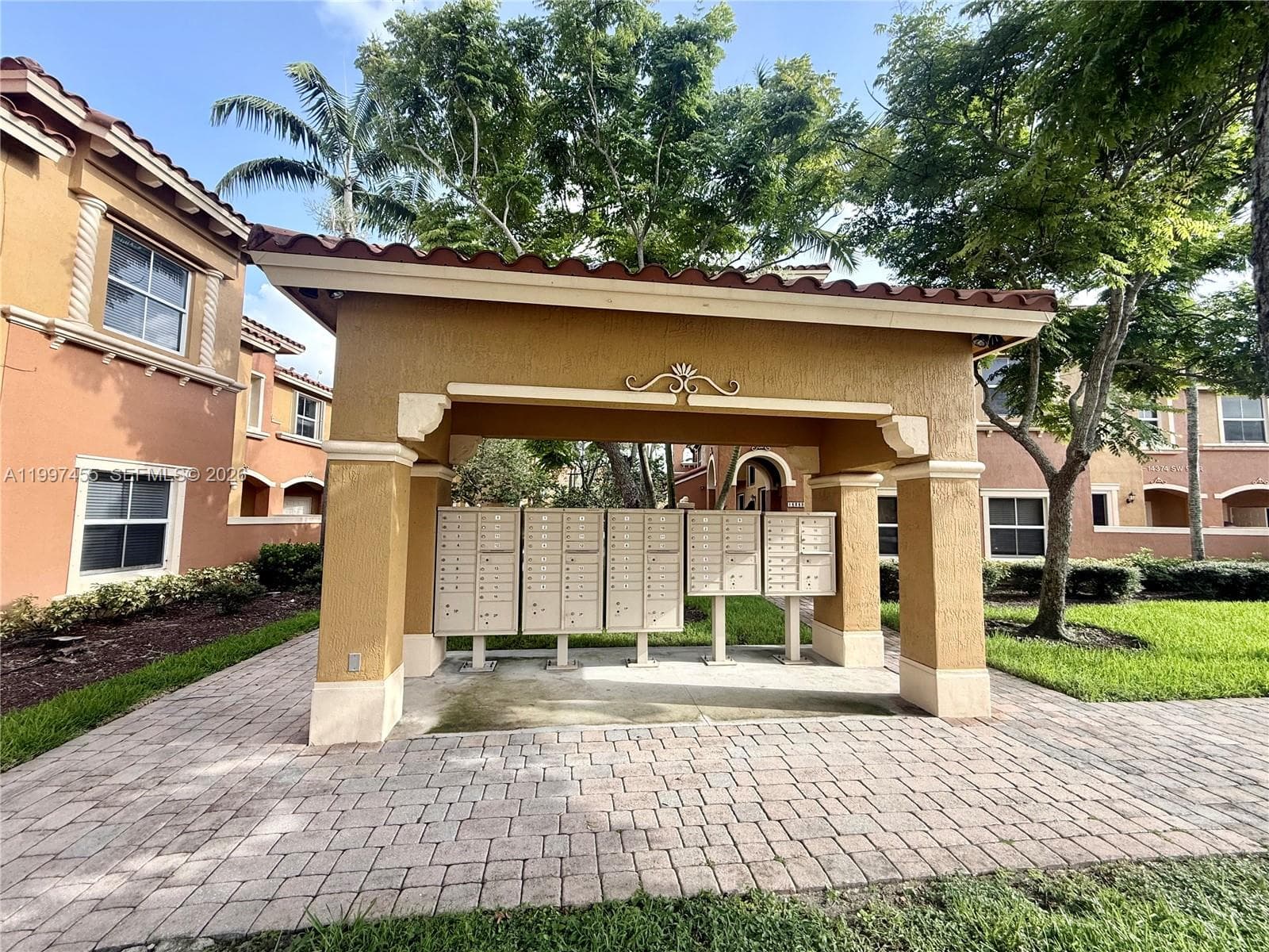 962 SW 143rd Ave # 2207, Pembroke Pines, FL 33027 photo 8