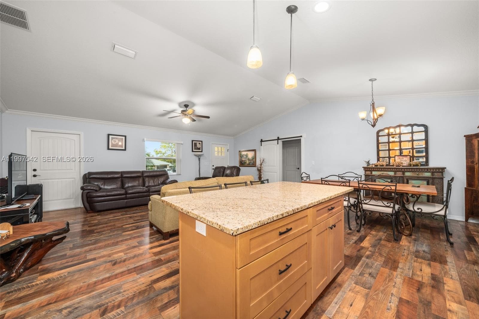 112 Bimini St NE, Lake Placid, FL 33852 photo 8