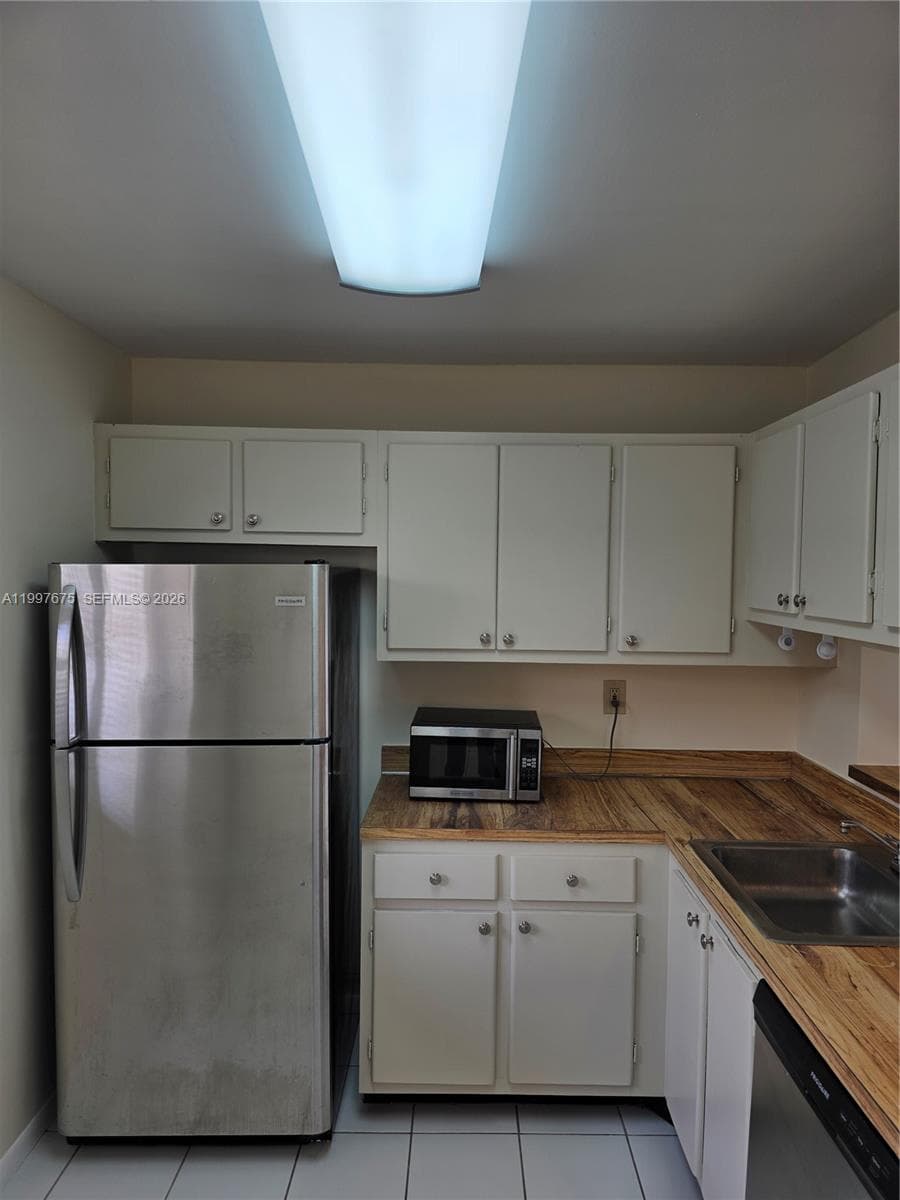 8005 SW 107th Ave # 309, Miami, FL 33173 photo 6