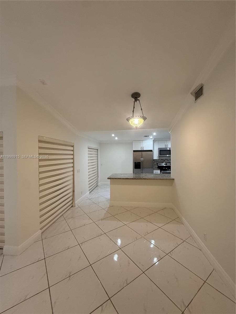 17268 NW 60th Ct, Hialeah, FL 33015 photo 6