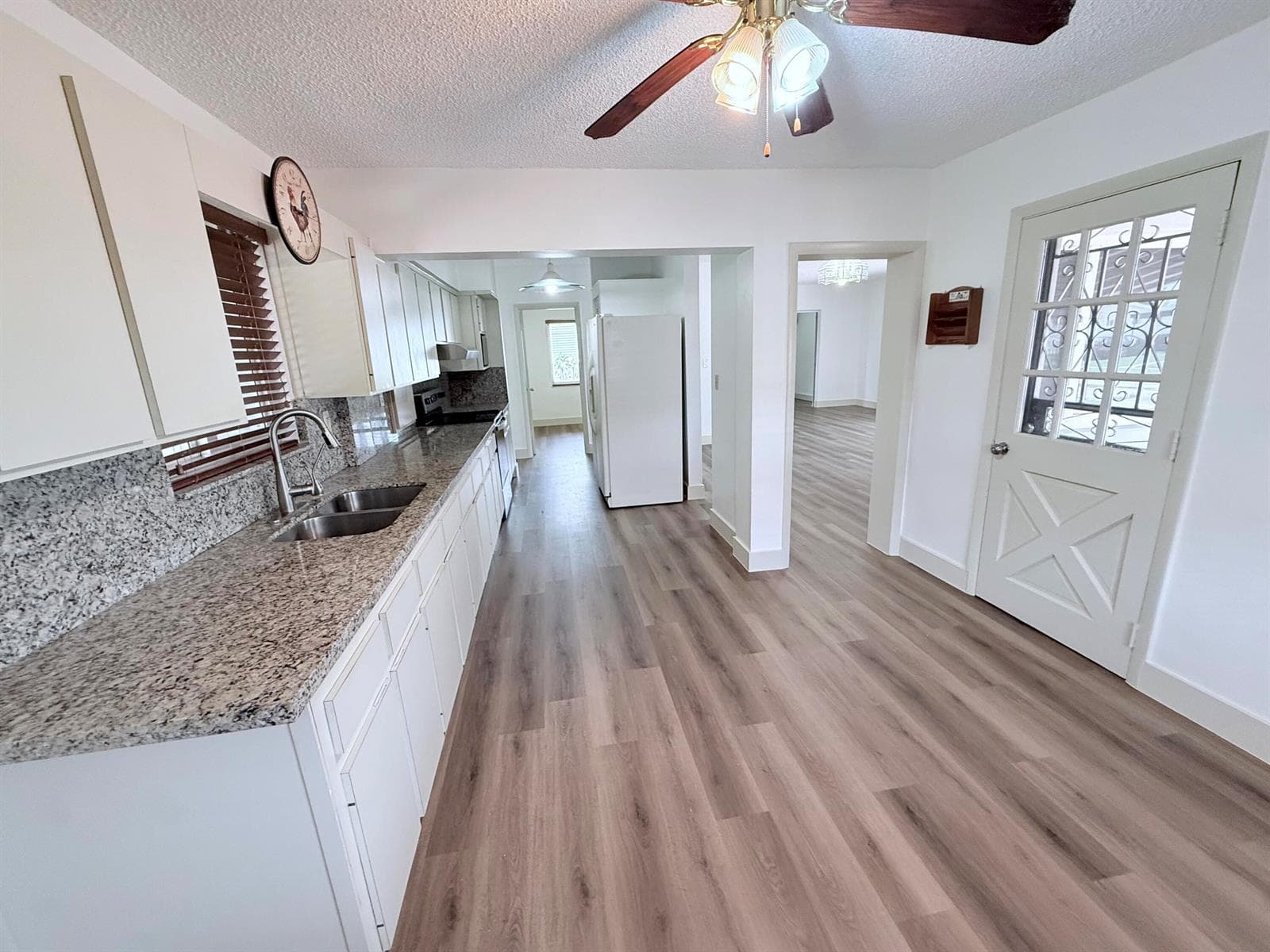 957 W 67th Street, Hialeah, FL 33012 photo 4