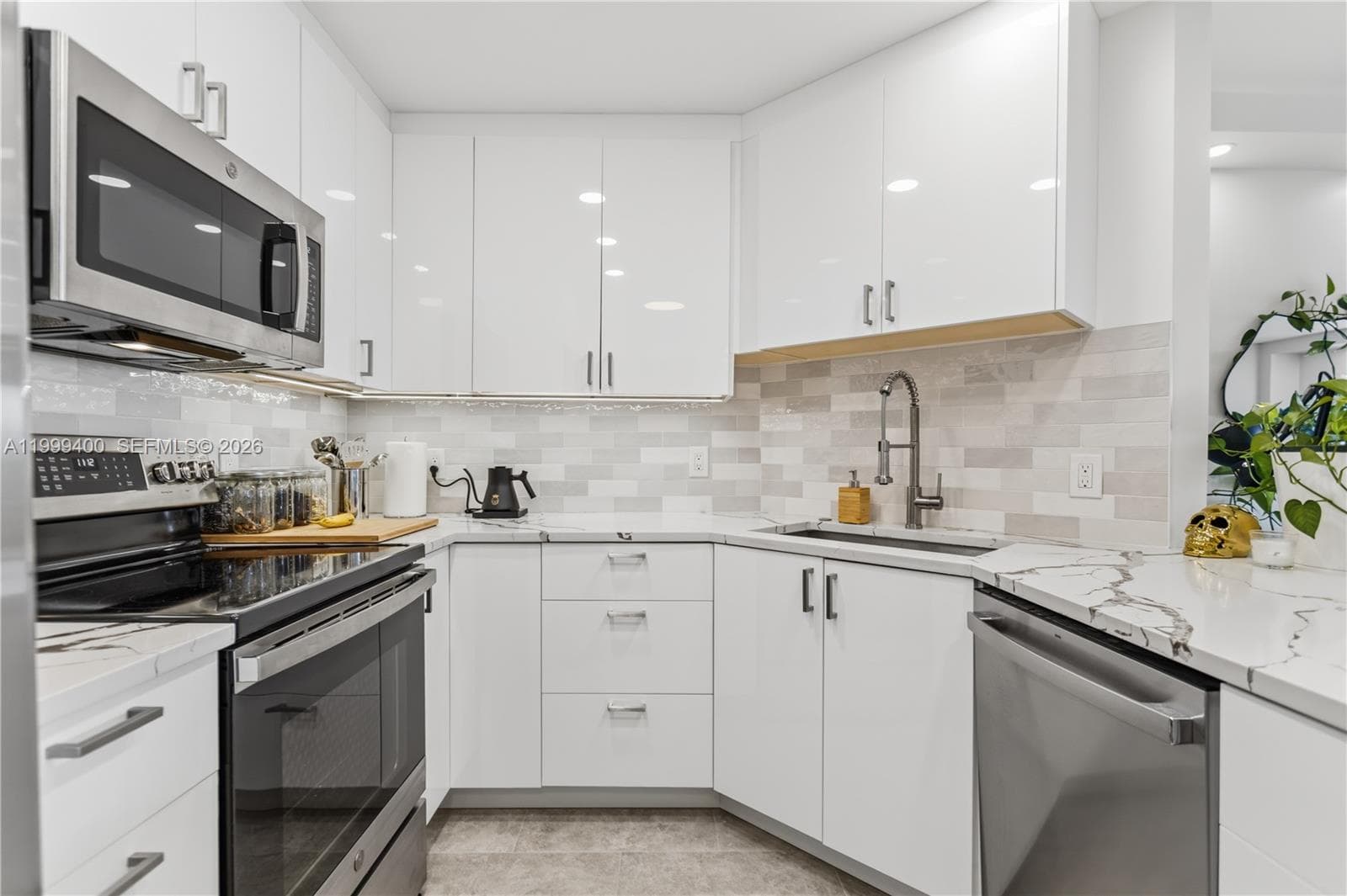 340 Sunset Dr # 407, Fort Lauderdale, FL 33301 photo 6