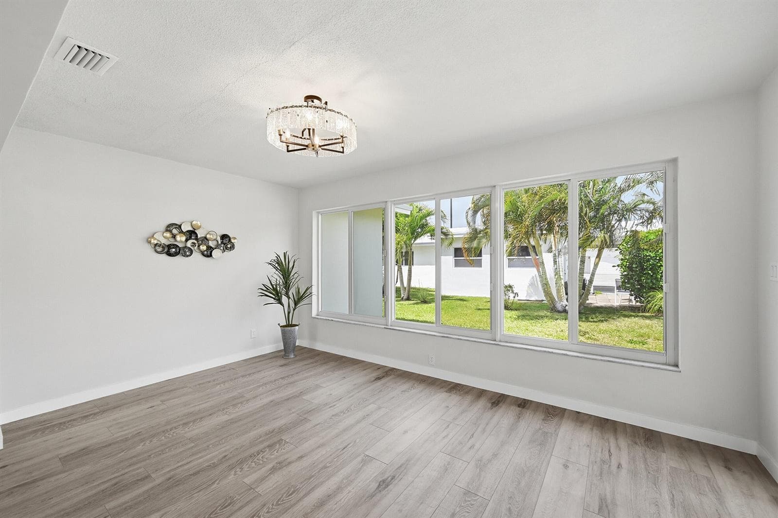 2631 W Golf Boulevard, Pompano Beach, FL 33064 photo 12