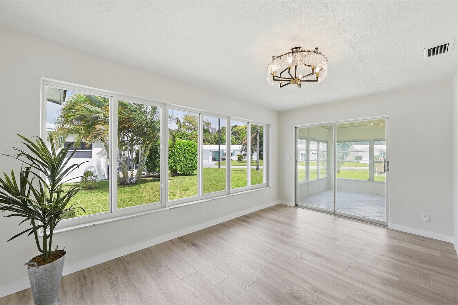 2631 W Golf Boulevard, Pompano Beach, FL 33064 photo 3