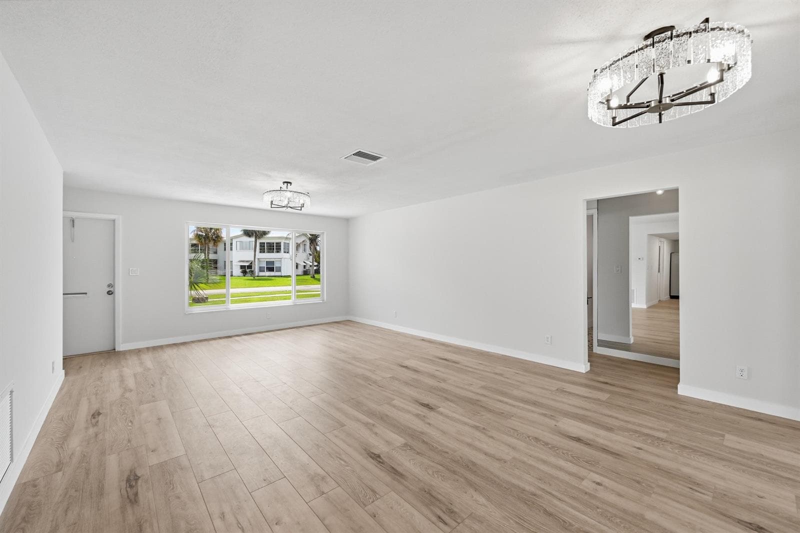 2631 W Golf Boulevard, Pompano Beach, FL 33064 photo 11