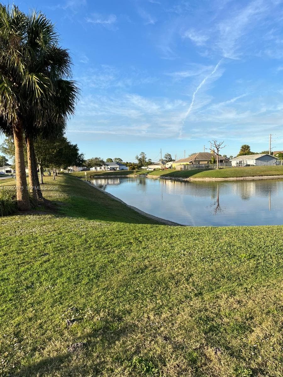 1637 SW Taurus Ln, Port St. Lucie, FL 34984 photo 7