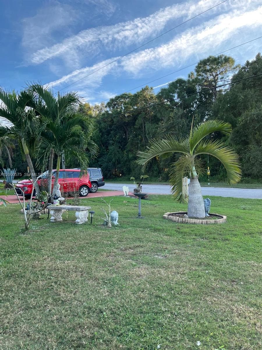 1637 SW Taurus Ln, Port St. Lucie, FL 34984 photo 9