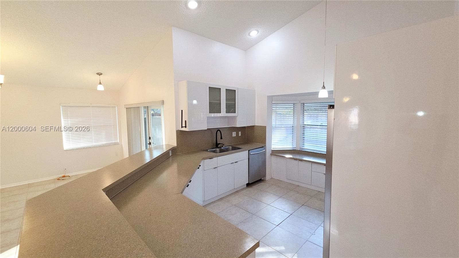 3247 NW 123rd Ave, Sunrise, FL 33323 photo 10