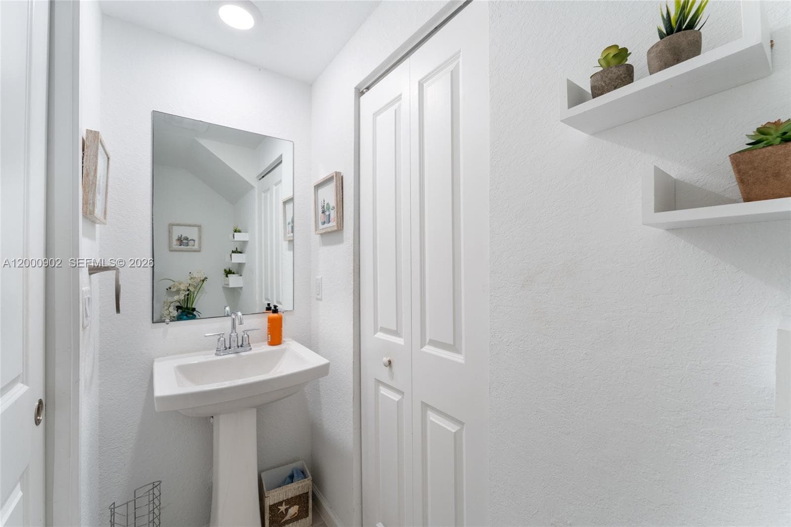 1061 NW 208th Ter, Miami Gardens, FL 33169 photo 6