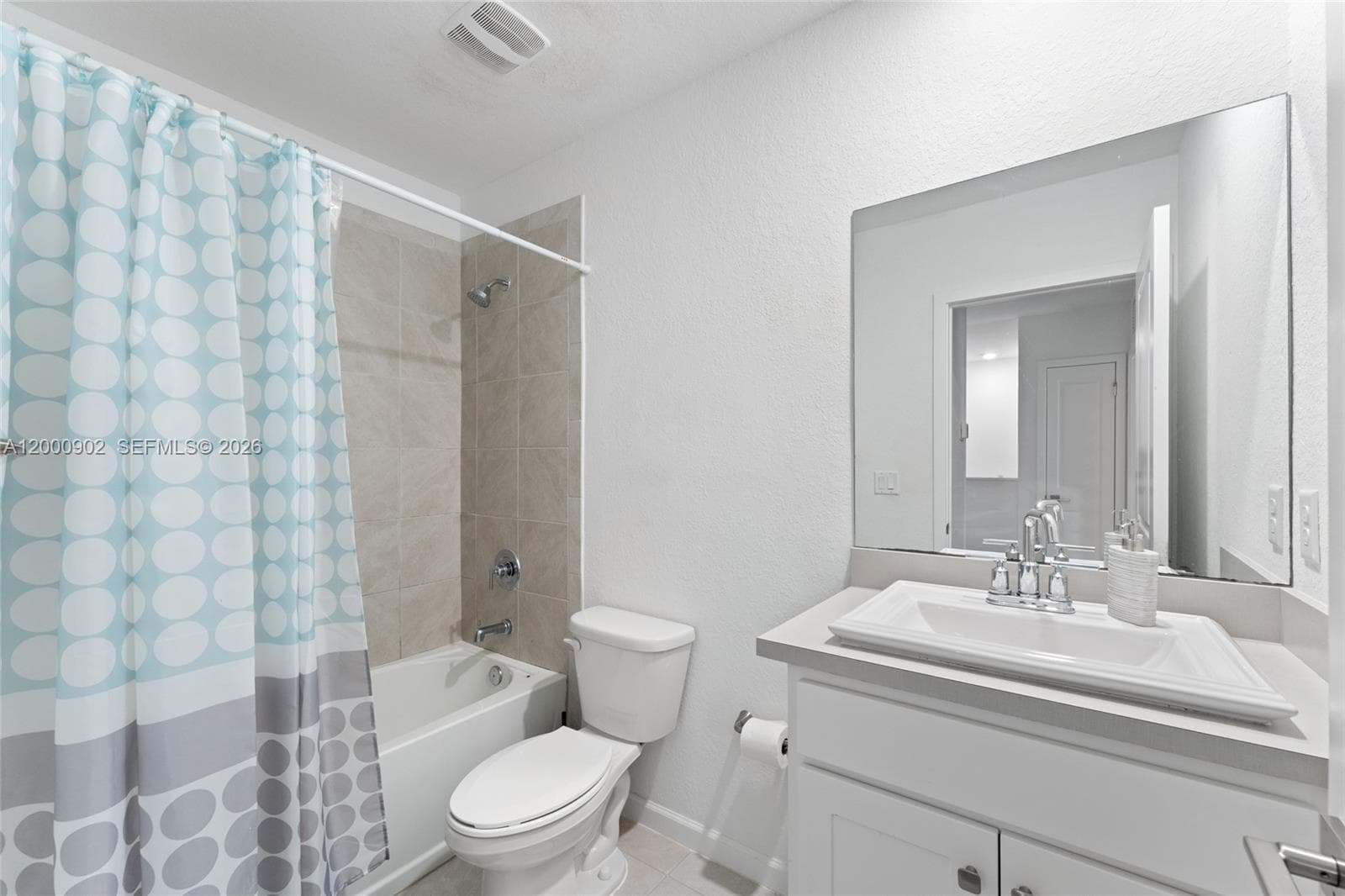 1061 NW 208th Ter, Miami Gardens, FL 33169 photo 11