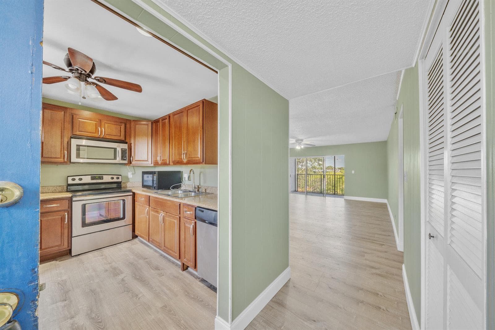 7541 NW 16th Street # 1411, Plantation, FL 33313 photo 7